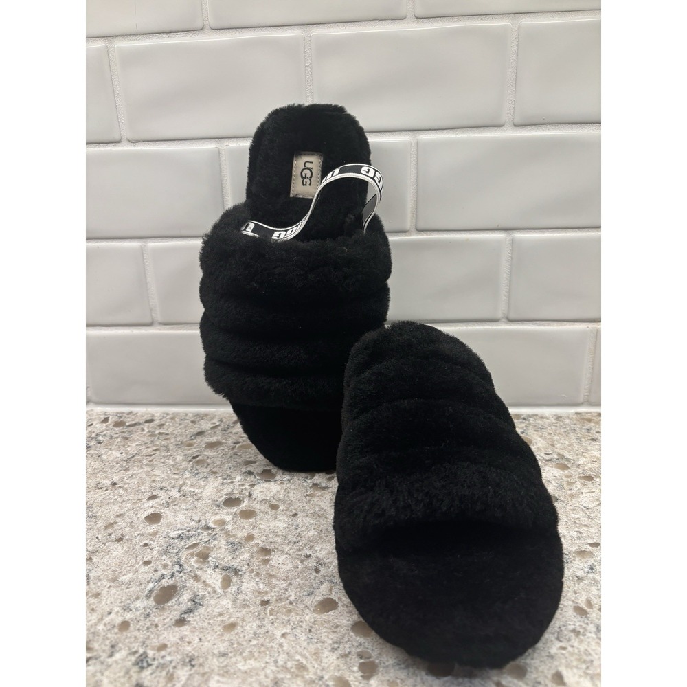 UGG Australia Fluff Yeah Women's Slide Sandal,‎ Size US 6-Black EUC Cozy